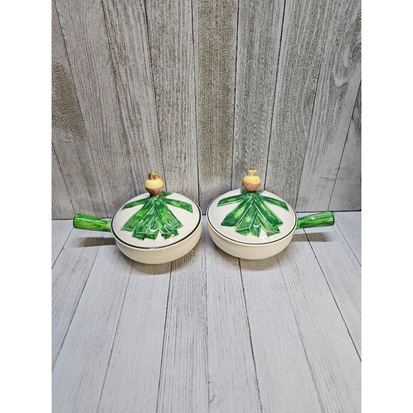 Vtg Ceramic Bowls with Handle and Lids Leek Design Set Of 2 - Made in Luxembourg - Picture 1 of 6